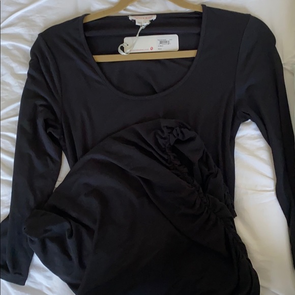 NWT Ingrid & Isabel Black Shirred Maternity Dress - Picture 5 of 5